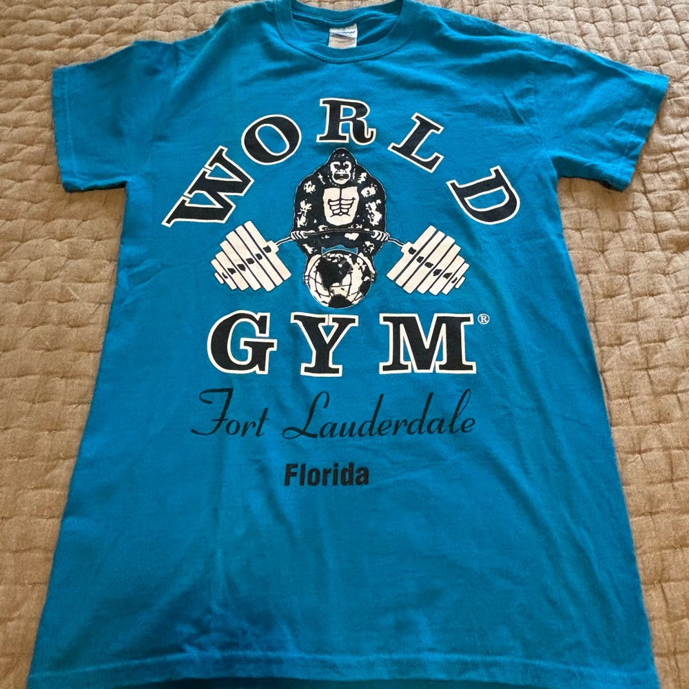 World Gym Fort Lauderdale, Florida T-Shirt Size S